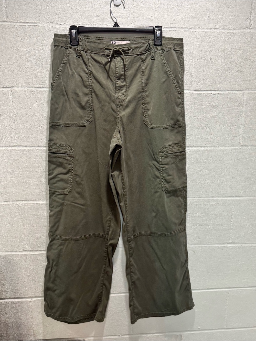 SO Goods For Life Olive High Rise Cargo Pants Size L
